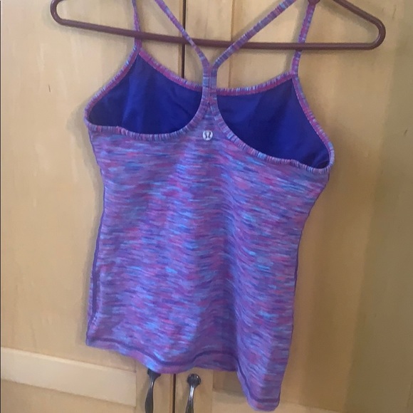 Size 4 Lululemon tank top! - Picture 2 of 2